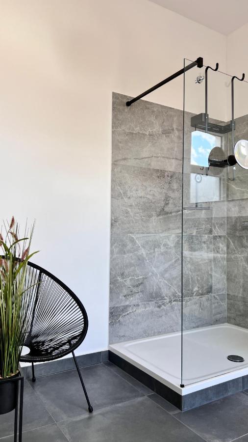 Exklusives City-Apartment Im Herzen Oldenburgs Mit Balkon Und Parkplatz A36 外观 照片