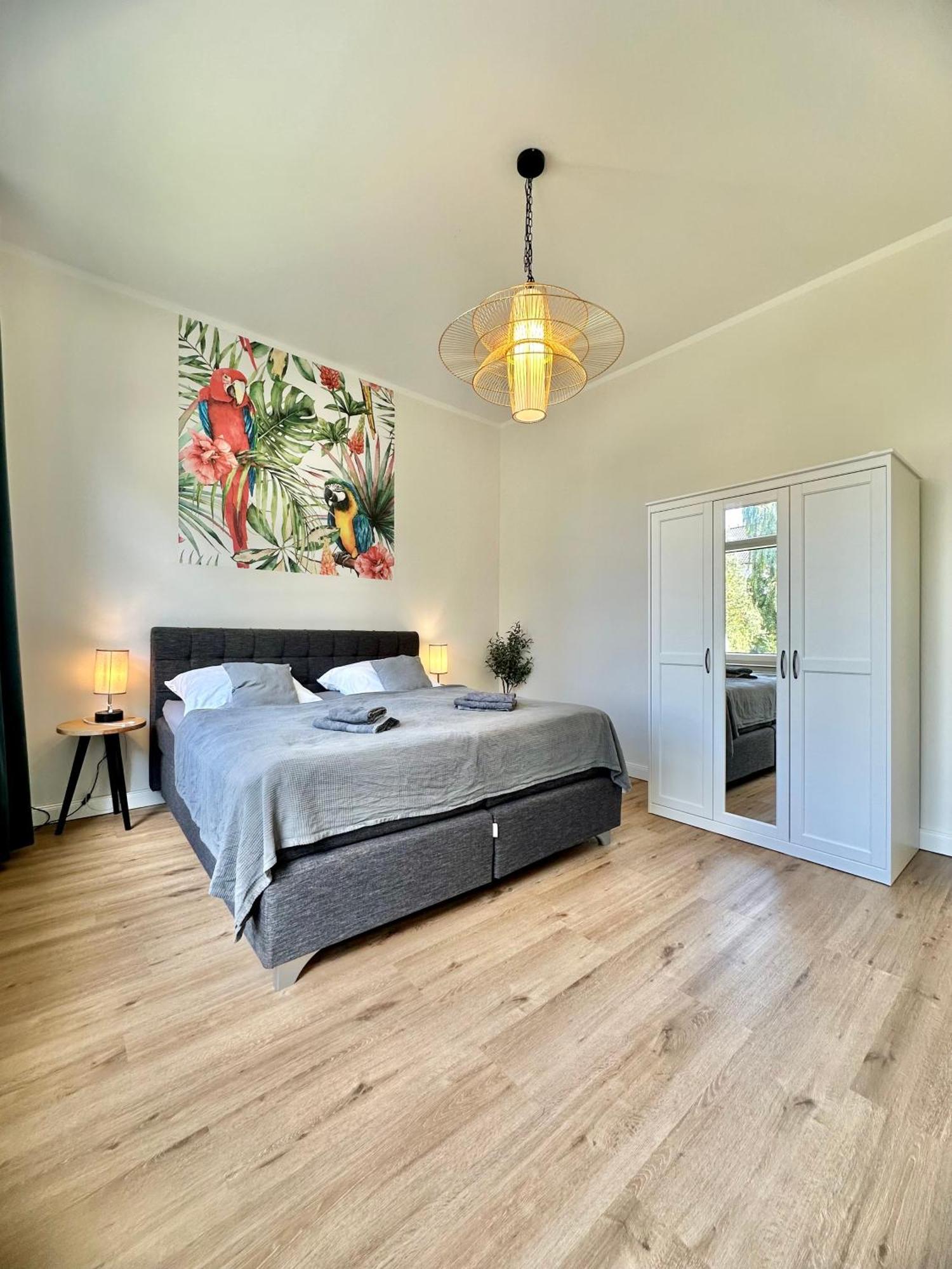 Exklusives City-Apartment Im Herzen Oldenburgs Mit Balkon Und Parkplatz A36 外观 照片