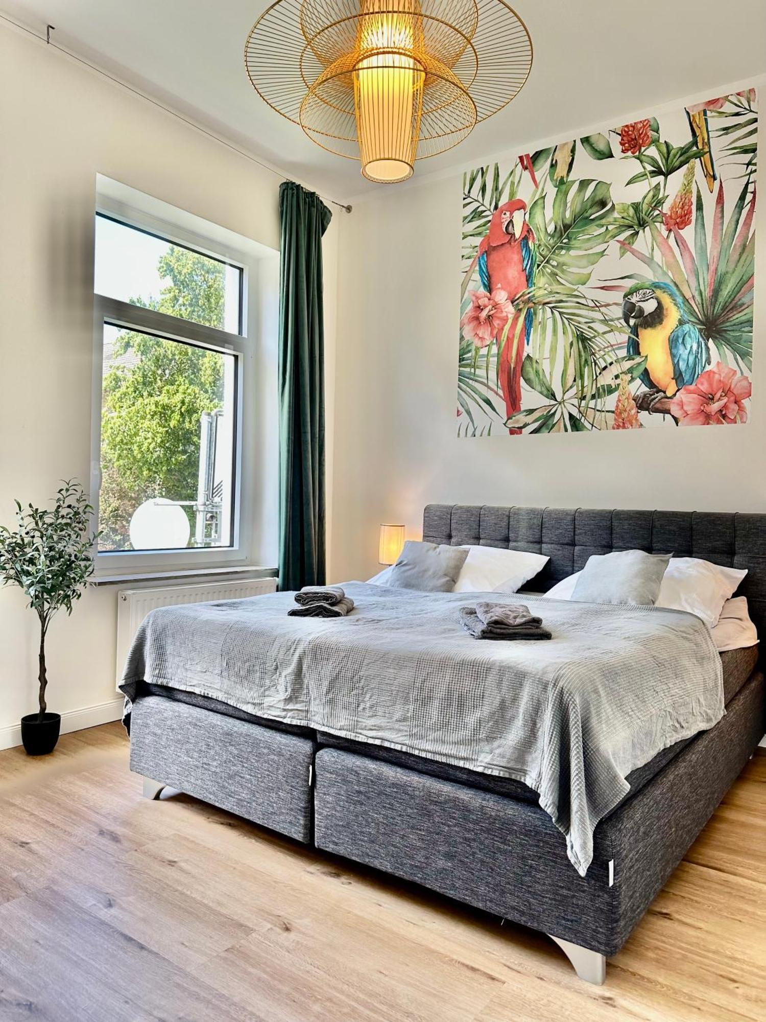 Exklusives City-Apartment Im Herzen Oldenburgs Mit Balkon Und Parkplatz A36 外观 照片